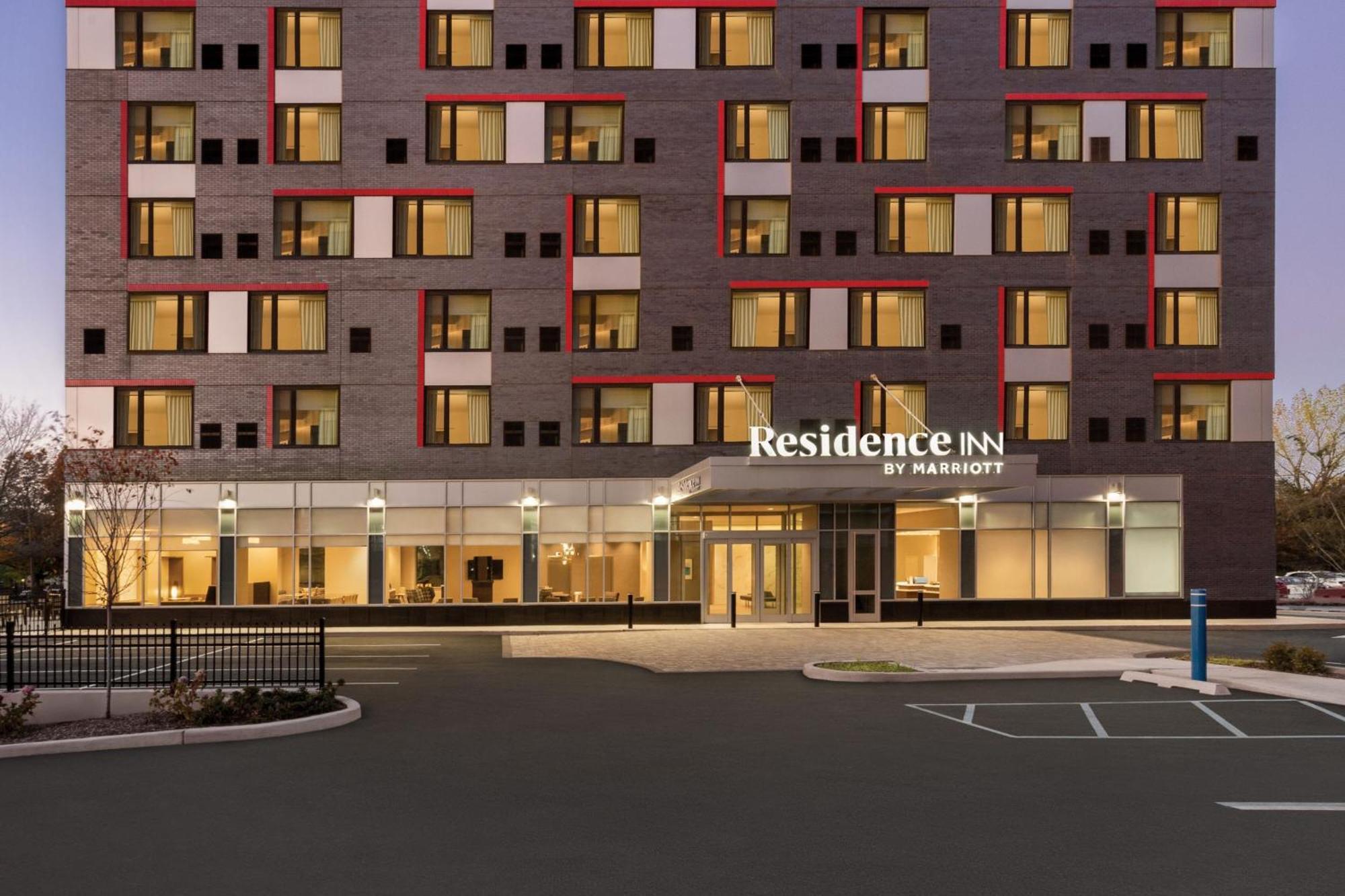 Residence Inn By Marriott New York Jfk Airport Bagian luar foto